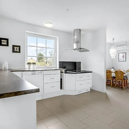 Glesborg With A Fireplace 7 別荘 Glesborg